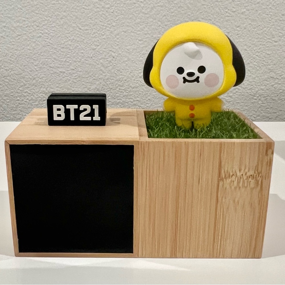 BT21 CHIMMY LED DIGITAL DESK CLOCK (BABY JIMIN)